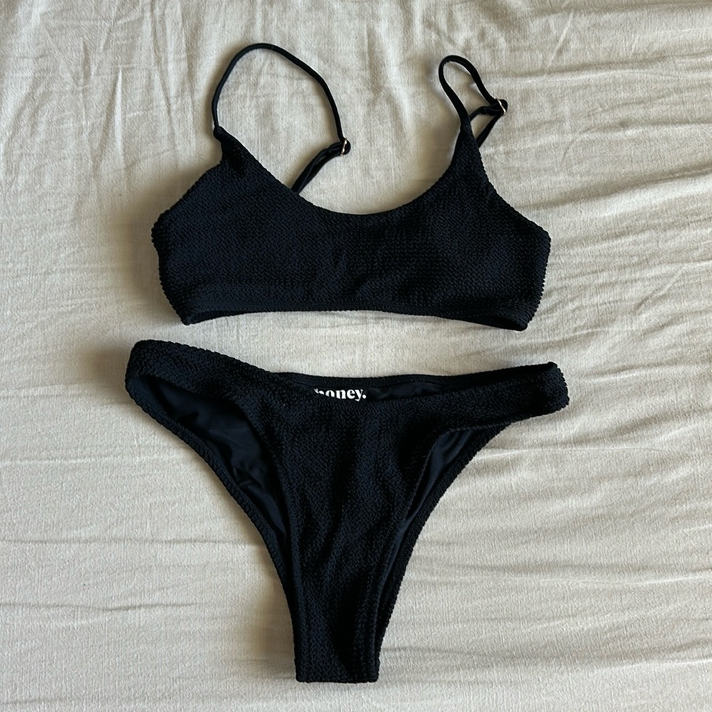 Honey swim black crinkle set